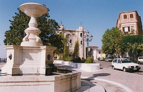 fontana piazza comune di Arce
